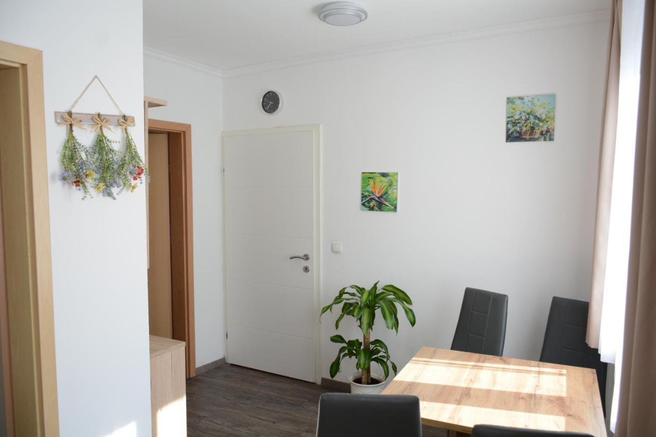 Gaestehaus Coco Krems an der Donau Extérieur photo